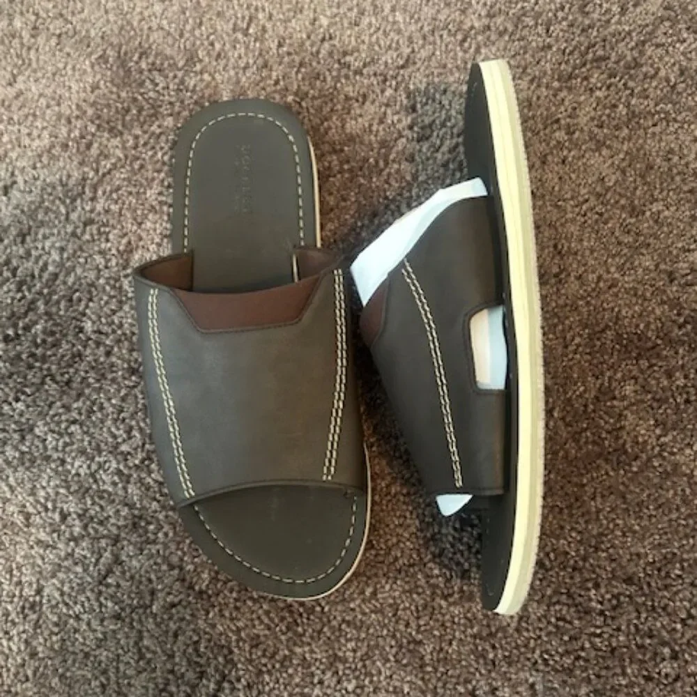 Dockers Brown Faux Leather Men's Slide, size 11-12